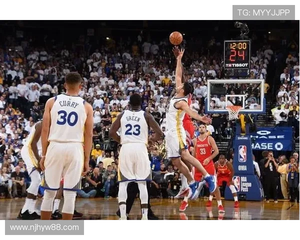 25号火箭与勇士对决数据分析揭示双方实力差距与战术特点