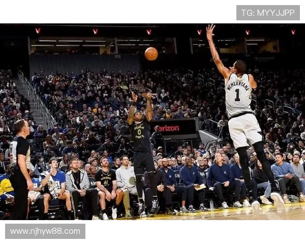 NBA马刺与勇士精彩对决重播回顾分析全场精彩瞬间与战术解析